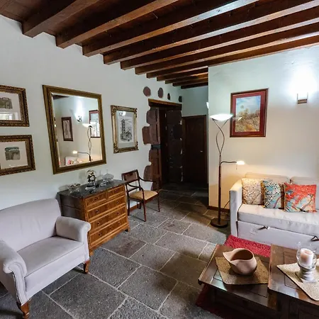 Ancient Historical House Villa Santa Lucia De Tirajana Exterior photo