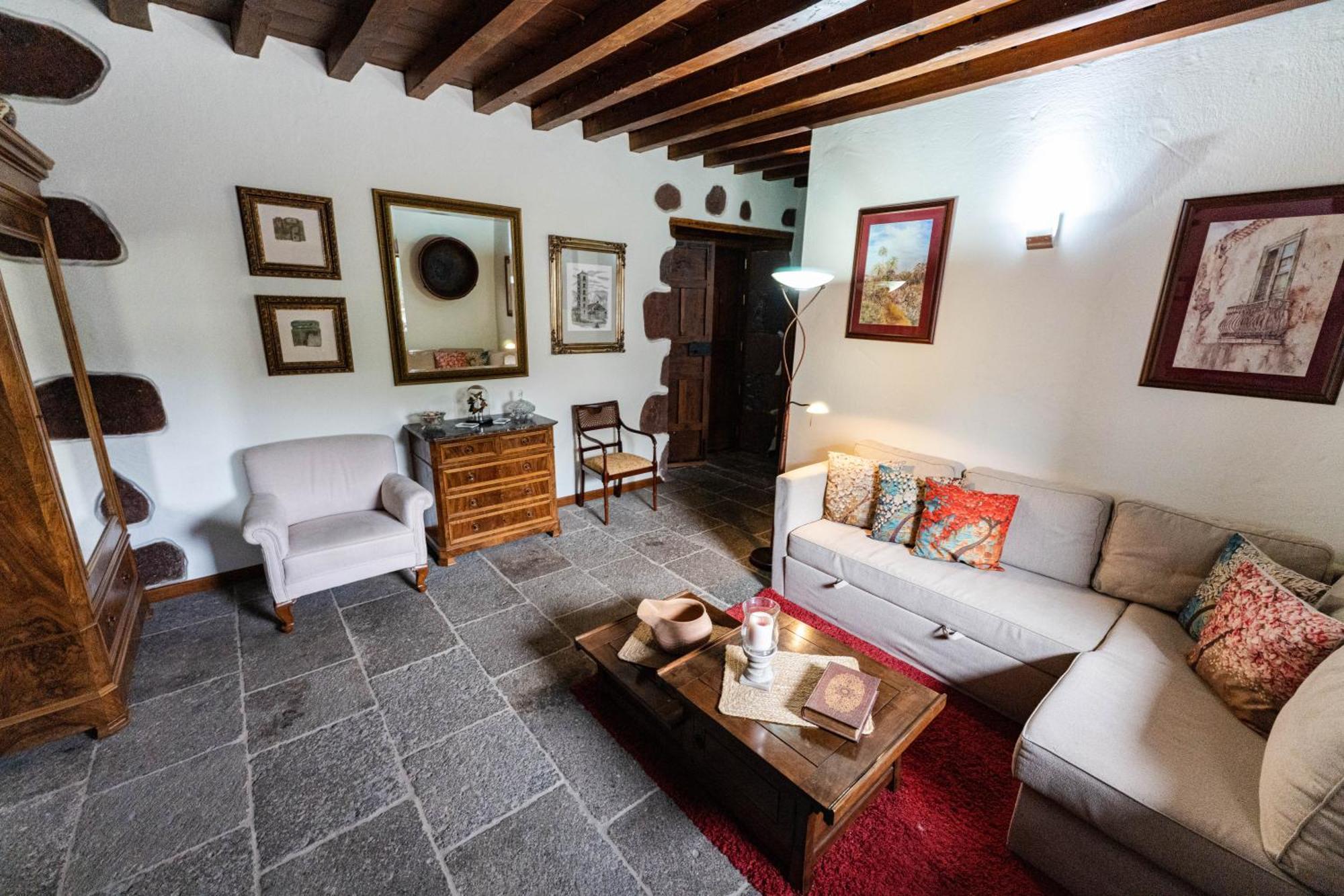 Holiday home Ancient Historical House
